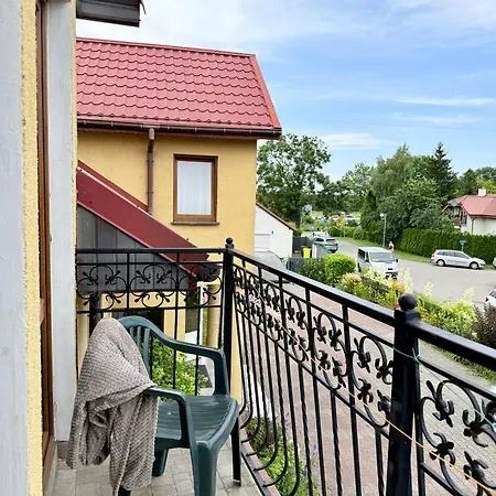 Alina, 500m Do Morza Ze śniadaniem Pensjonat Grzybowo (West Pomeranian)